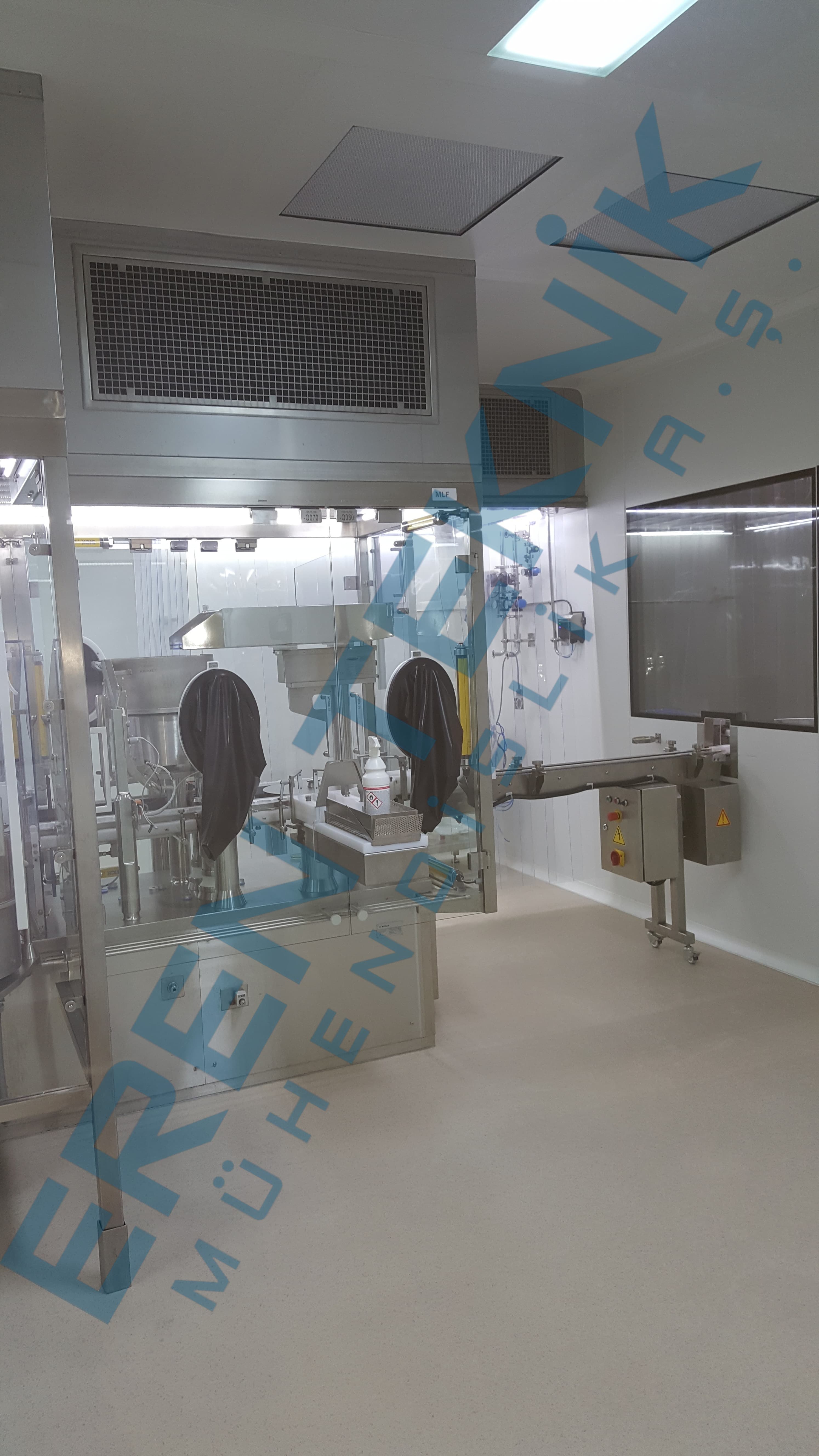 Clean Room Systems - 12
